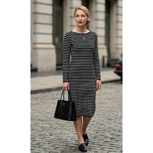 Bebonnie medium‎ blue and white long sleeved dress
